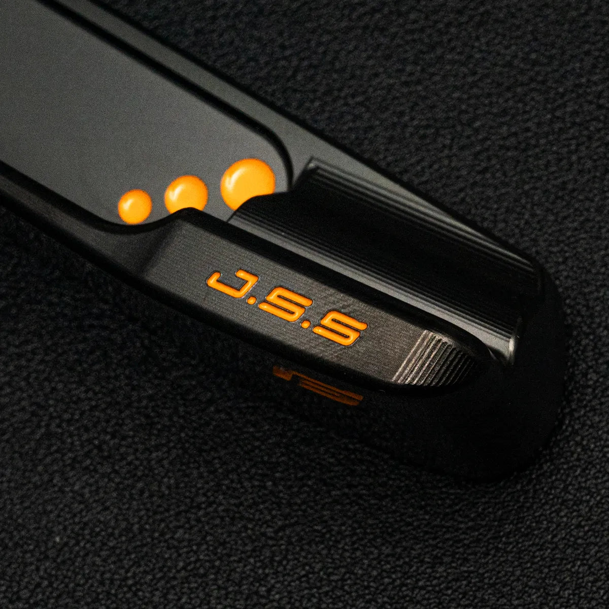 Future Force J.S.S Putter - Amber | Japanese Stainless Steel