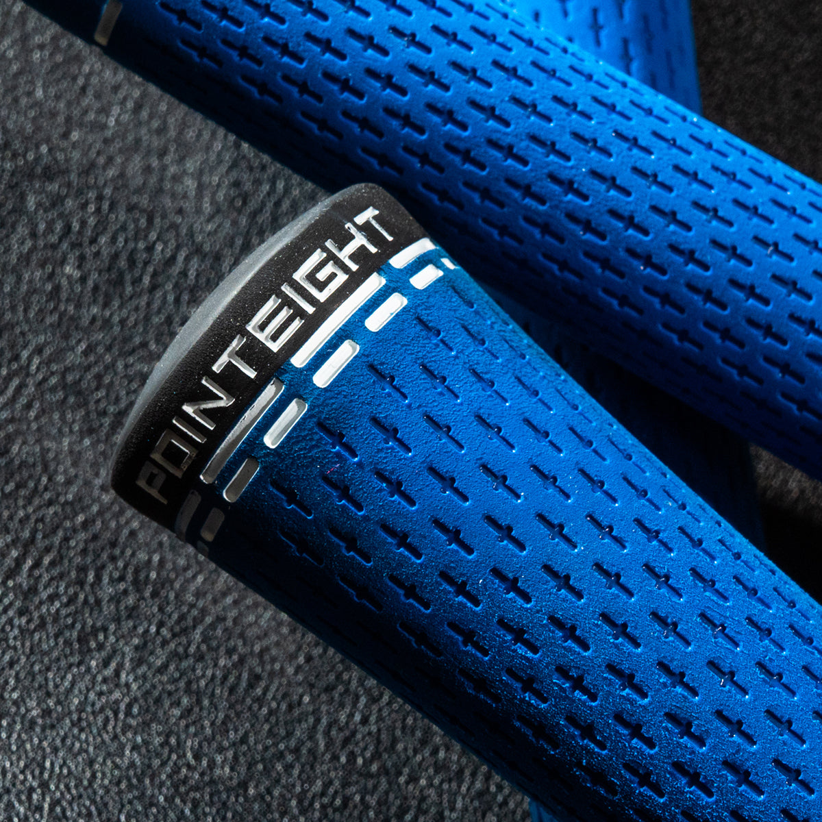 POINT EIGHT 8 | Standard Grip