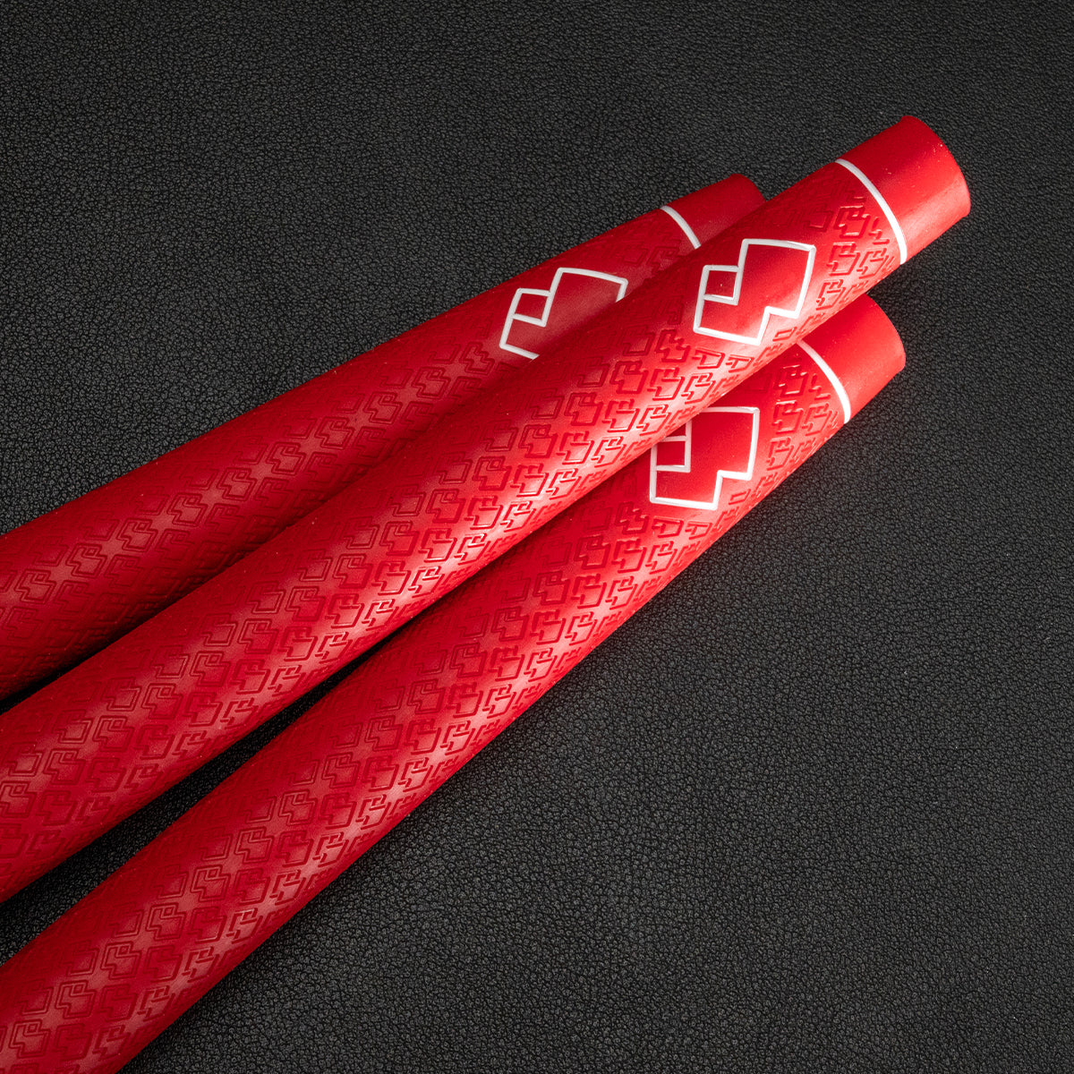 POINT EIGHT 8 | Premium Grip