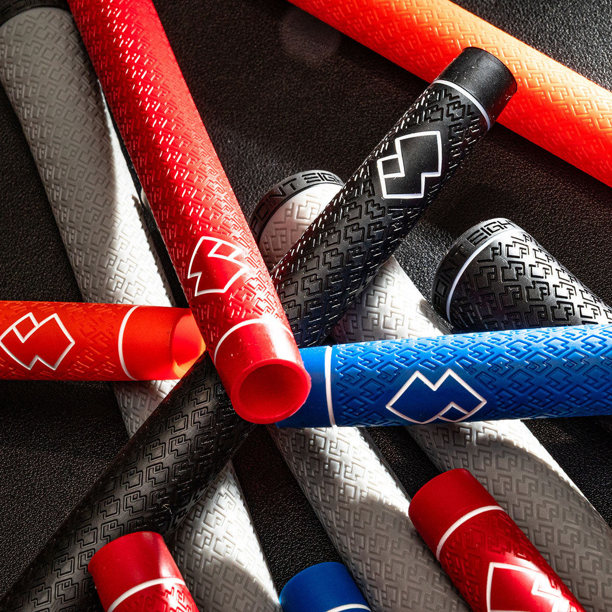 POINT EIGHT 8 | Premium Grip
