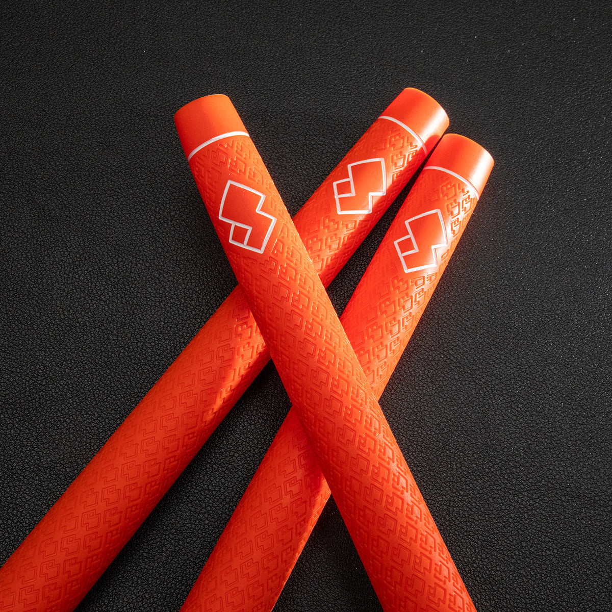 POINT EIGHT 8 | Premium Grip